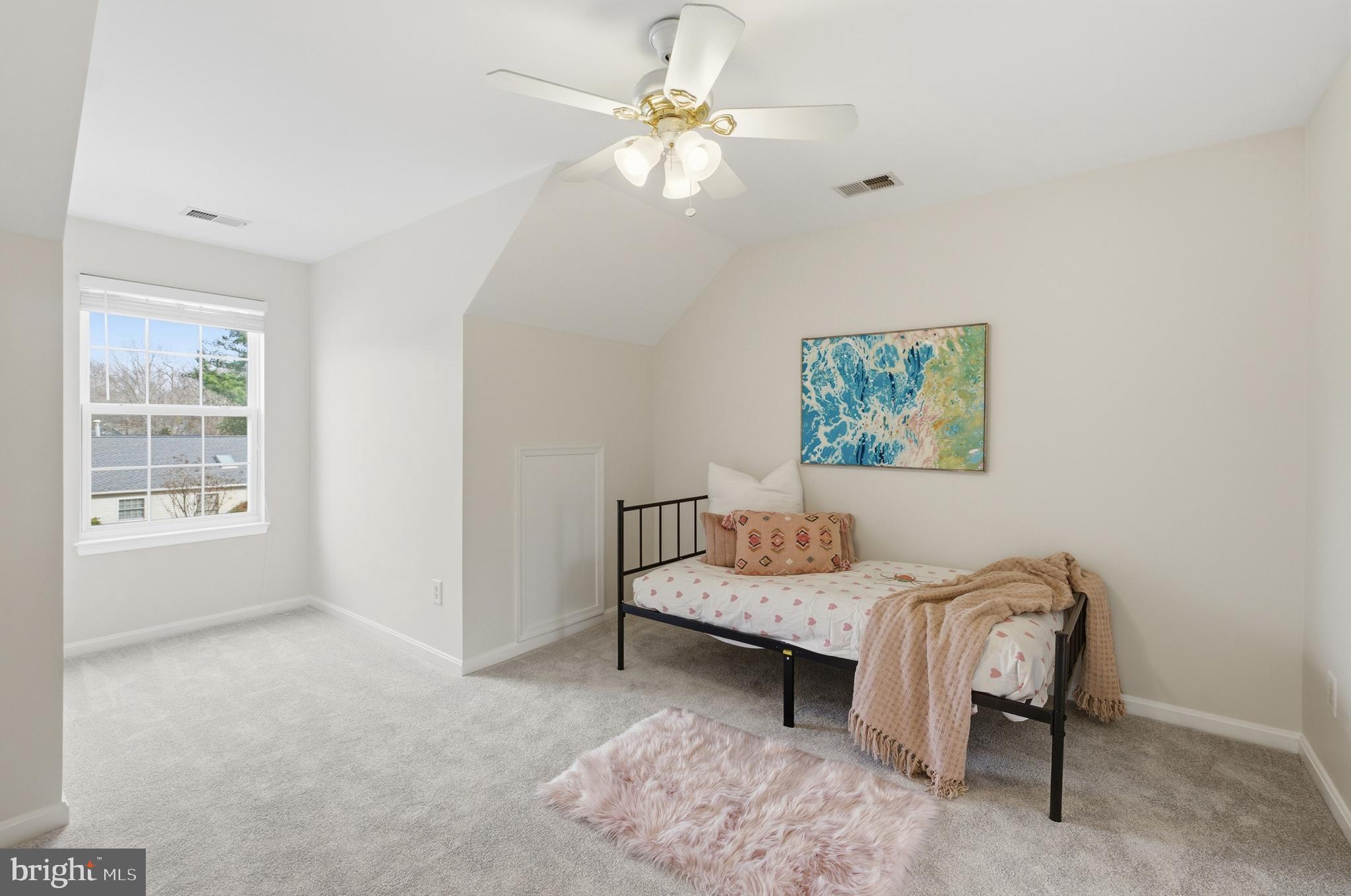 807 EASTERN POINT ROAD