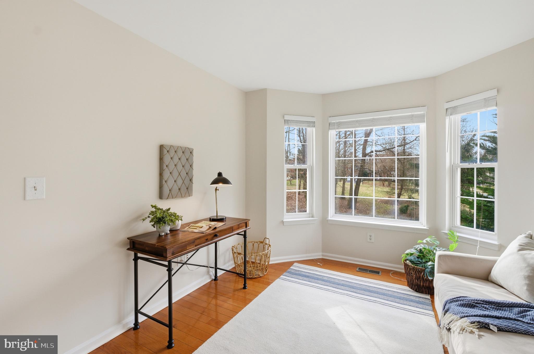 807 EASTERN POINT ROAD