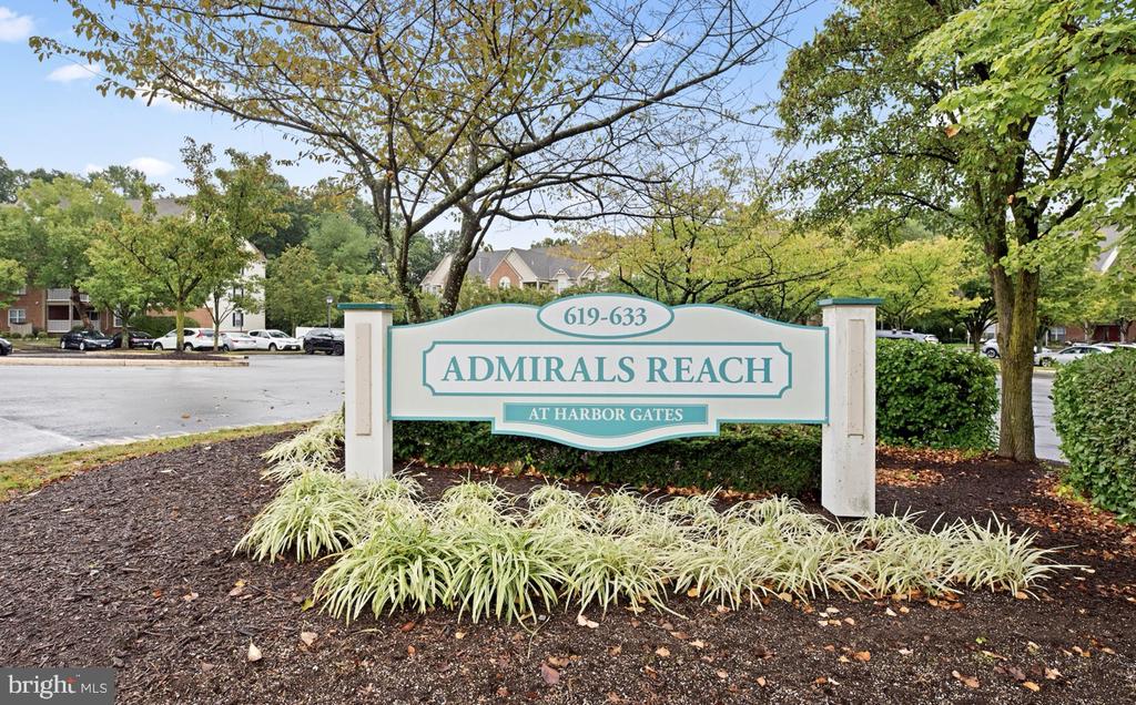 633 ADMIRAL DRIVE 308