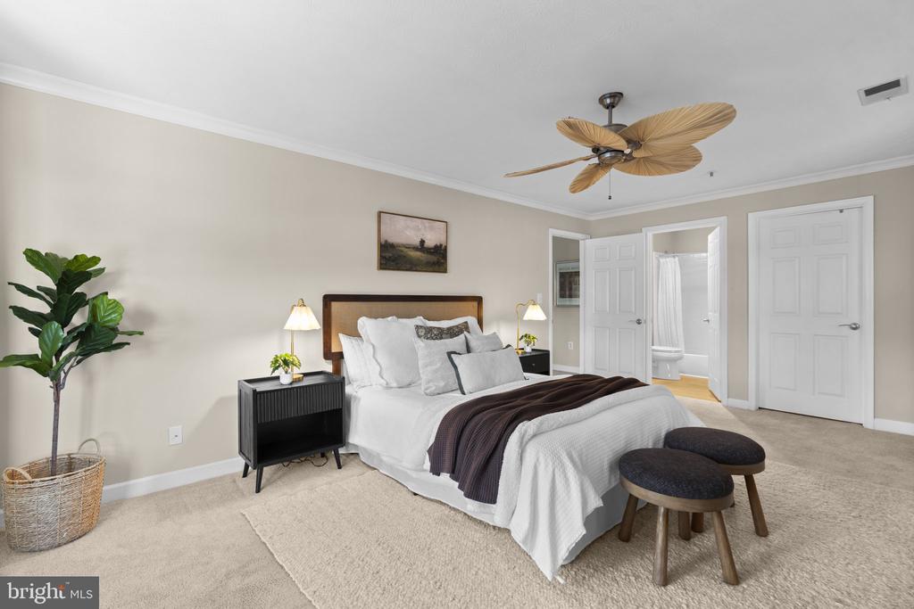 633 ADMIRAL DRIVE 308