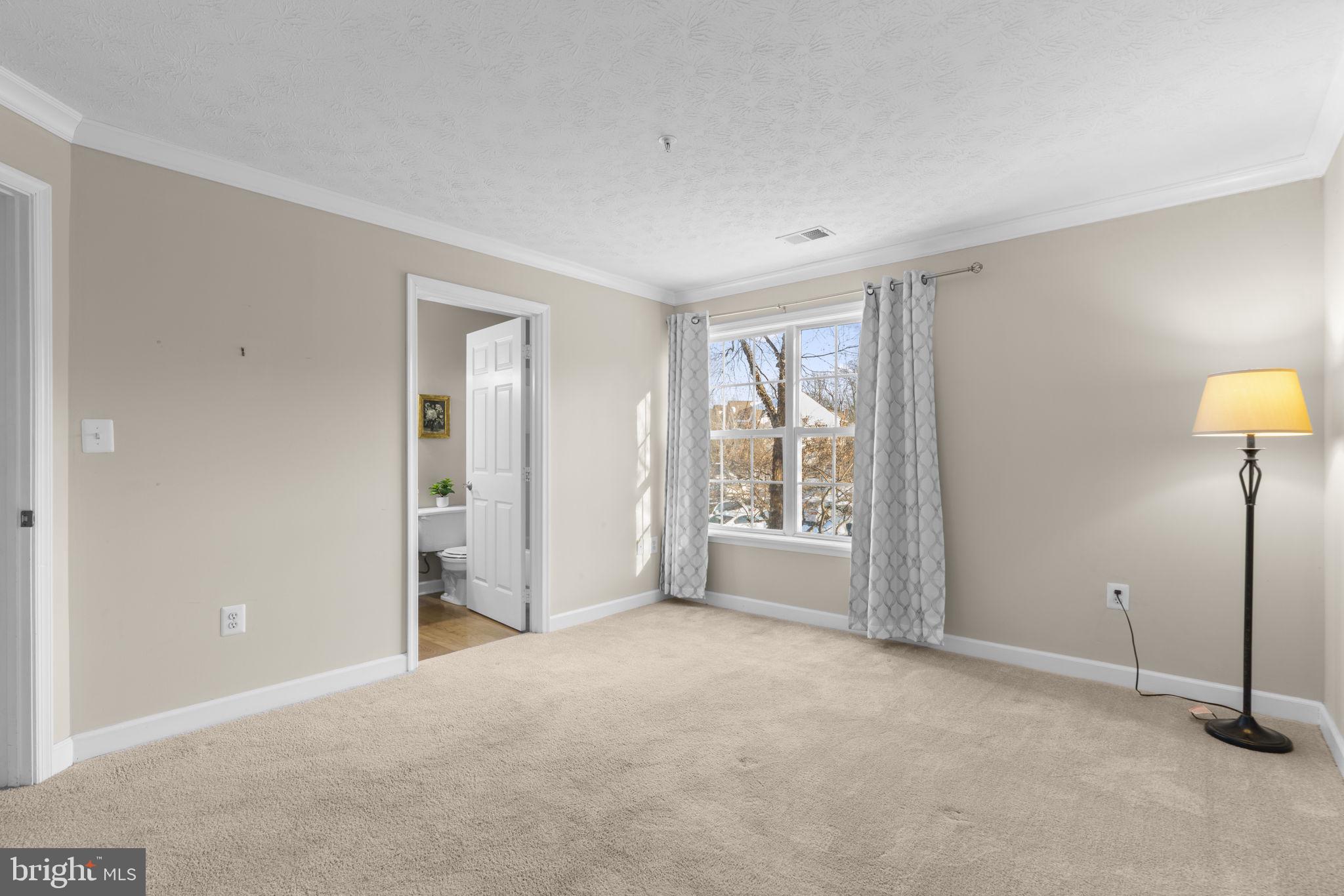 633 ADMIRAL DRIVE 308