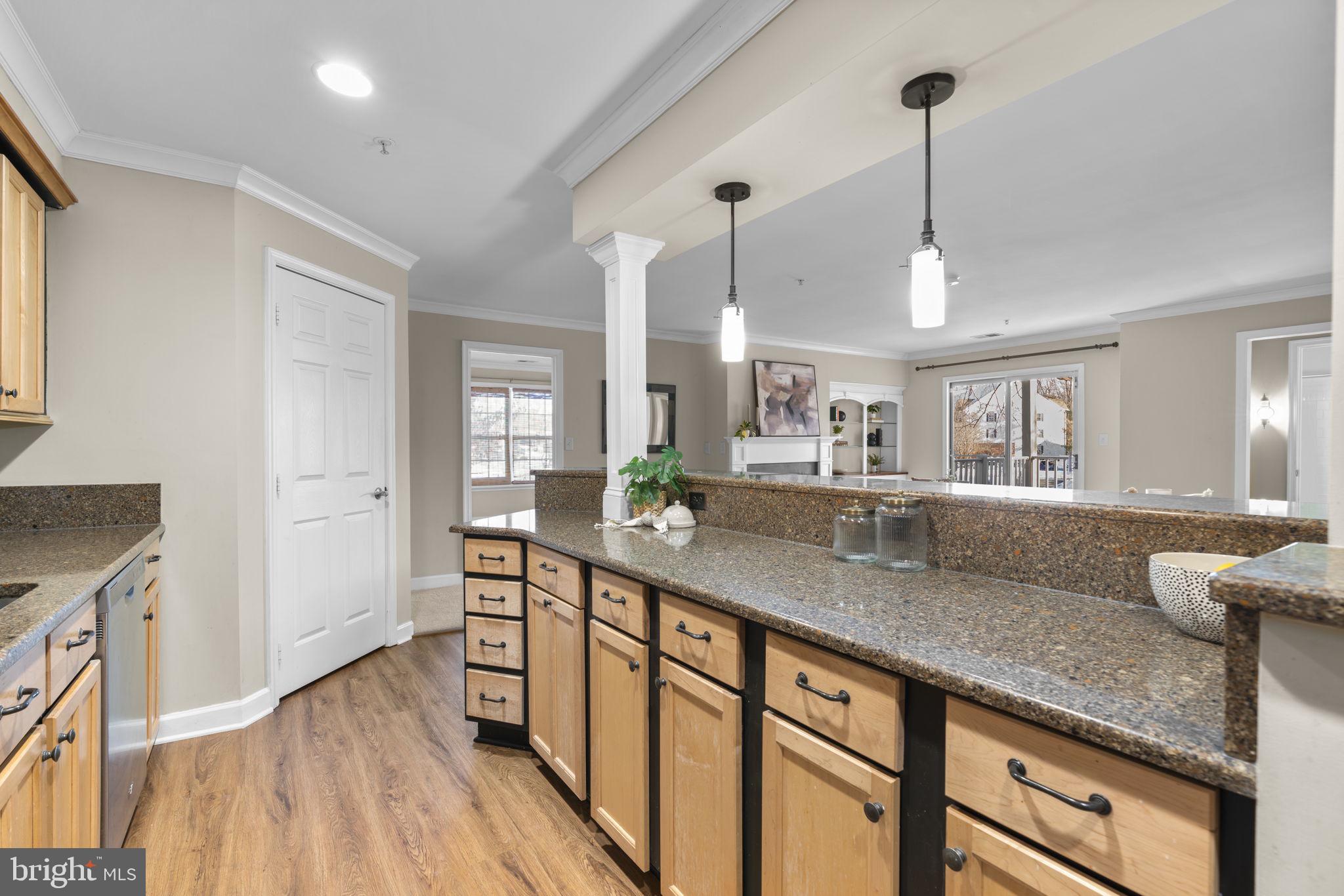 633 ADMIRAL DRIVE 308