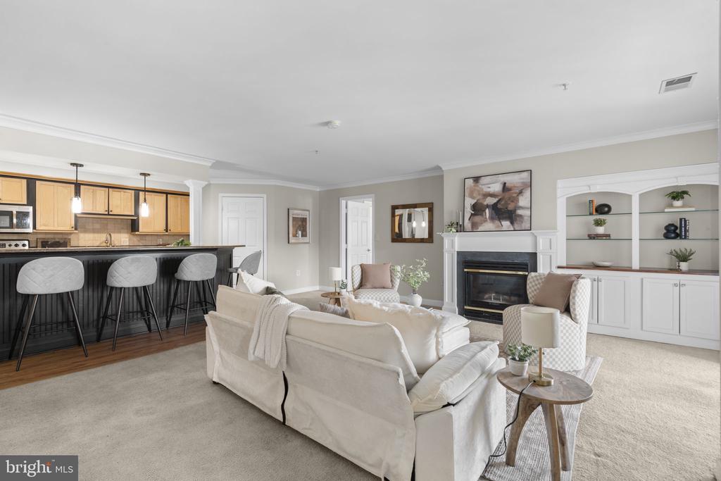 633 ADMIRAL DRIVE 308