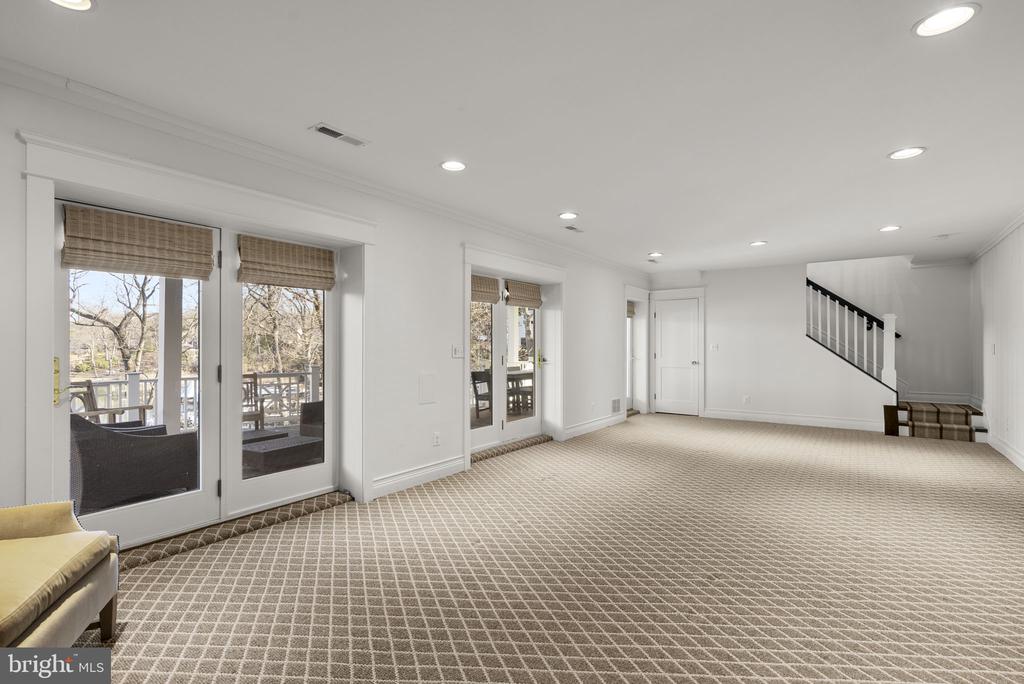 143 BOONE TRAIL