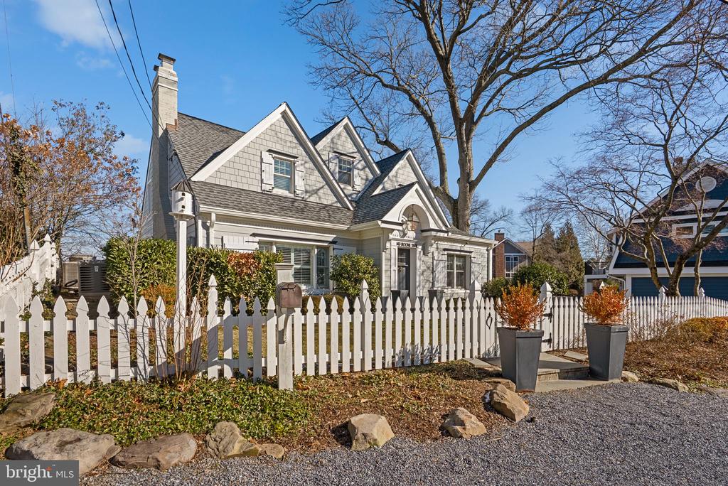 143 BOONE TRAIL