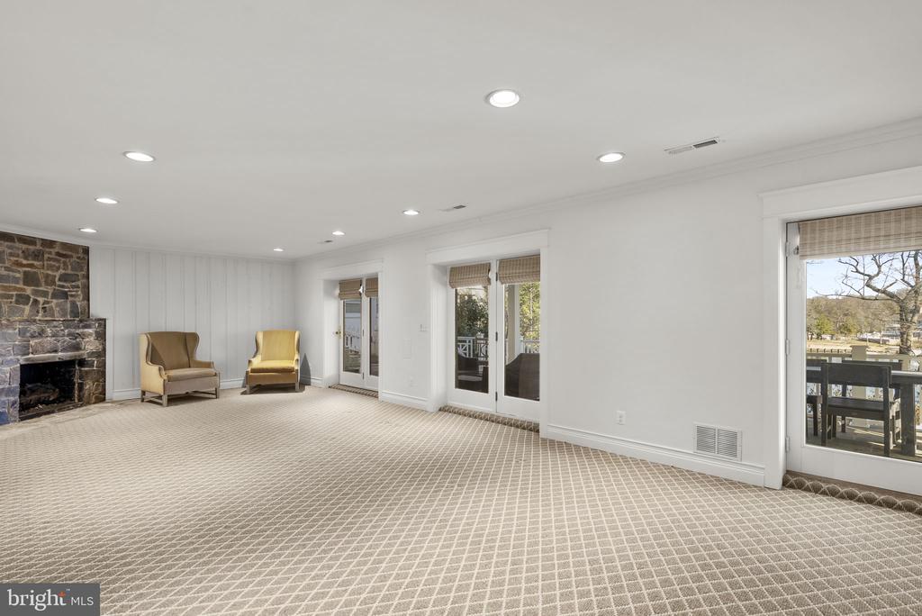 143 BOONE TRAIL