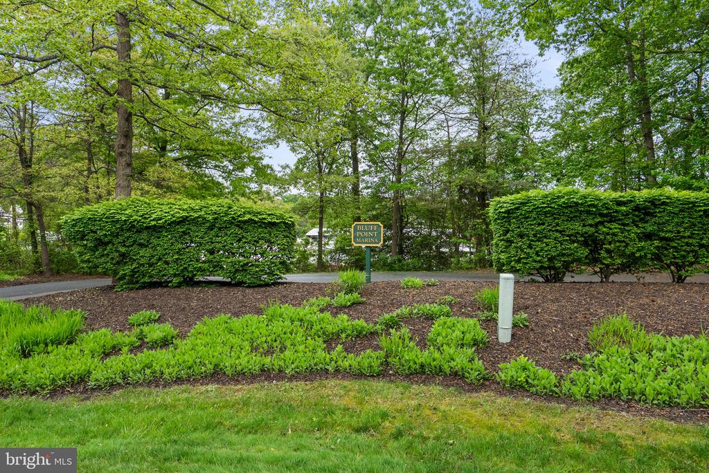 458 BRICKWORKS LANE