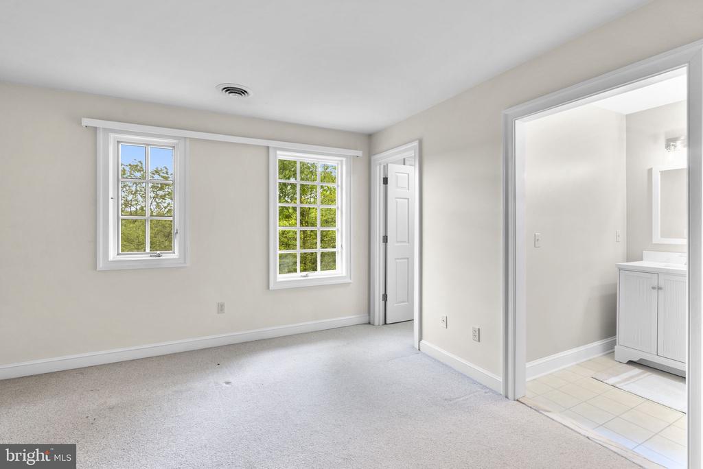 458 BRICKWORKS LANE