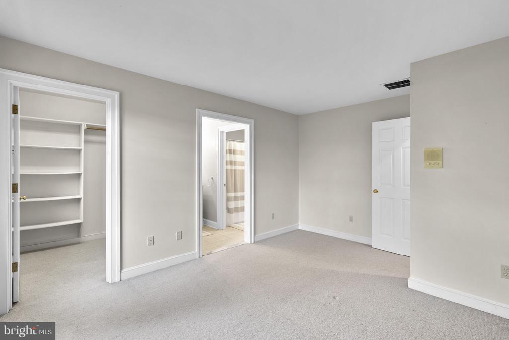 458 BRICKWORKS LANE