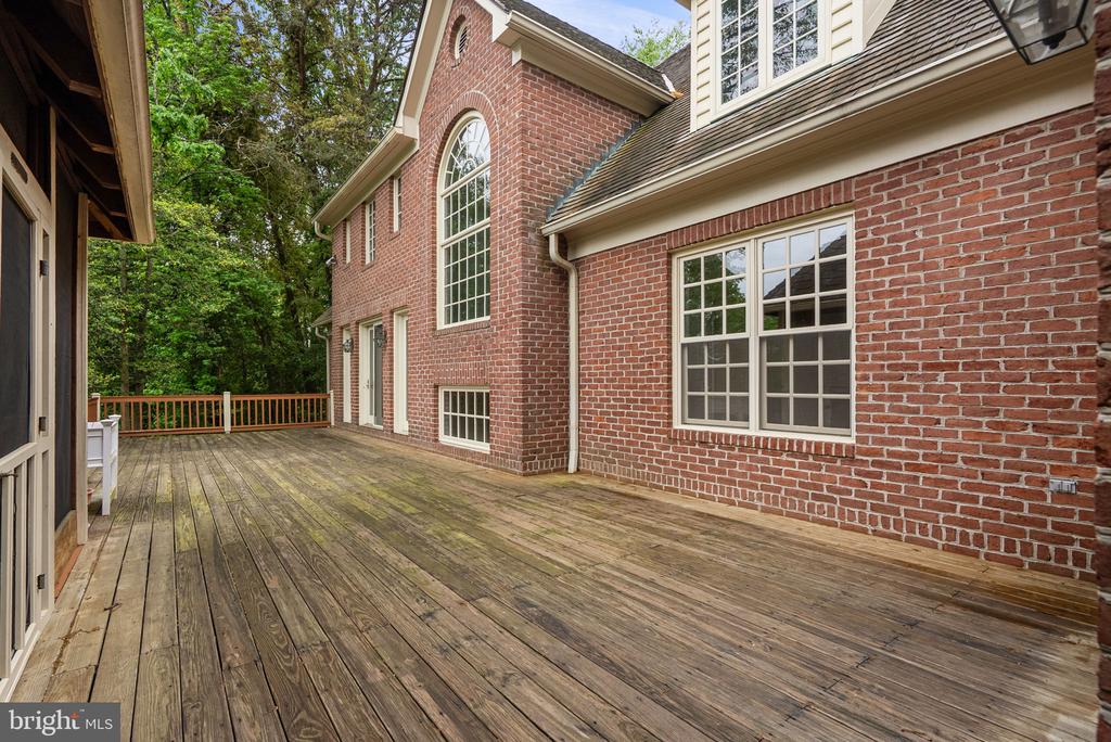 458 BRICKWORKS LANE