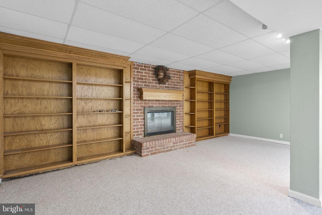 458 BRICKWORKS LANE