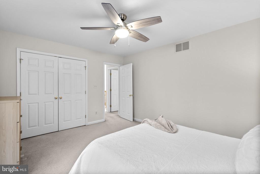 516 KANSALA DRIVE