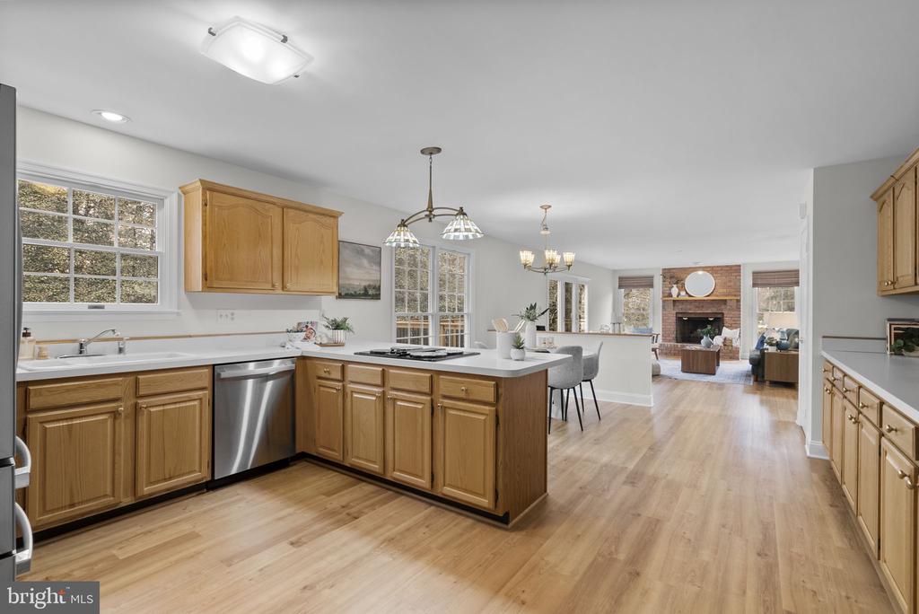 516 KANSALA DRIVE