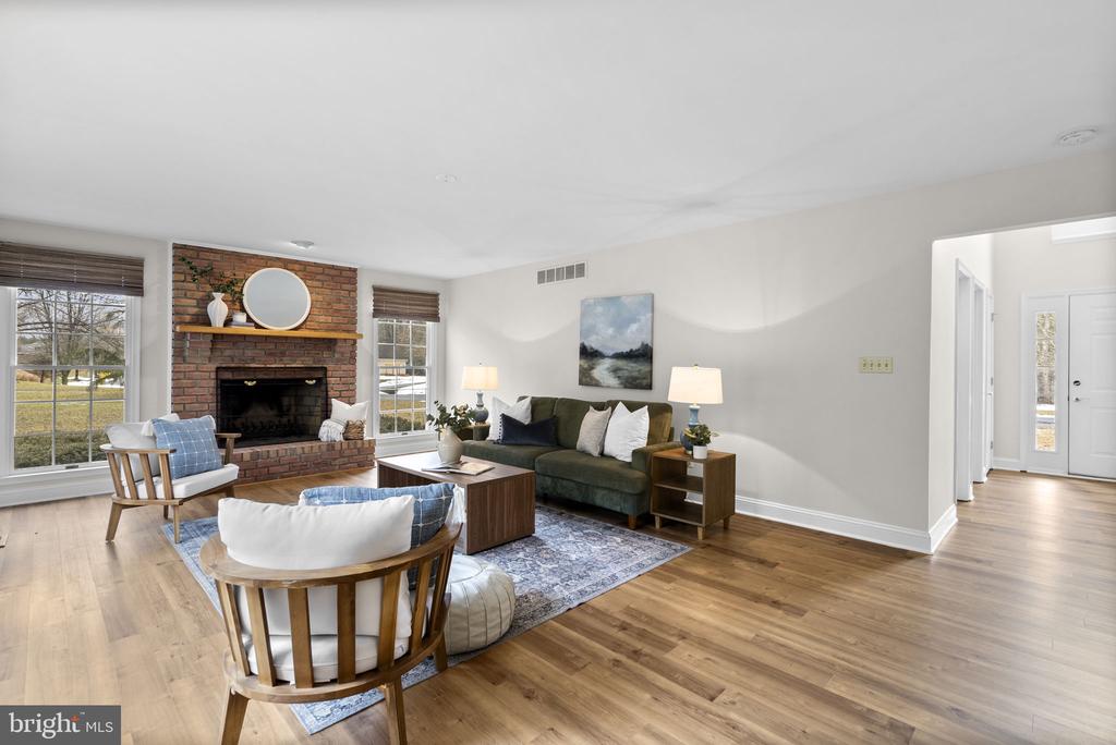 516 KANSALA DRIVE