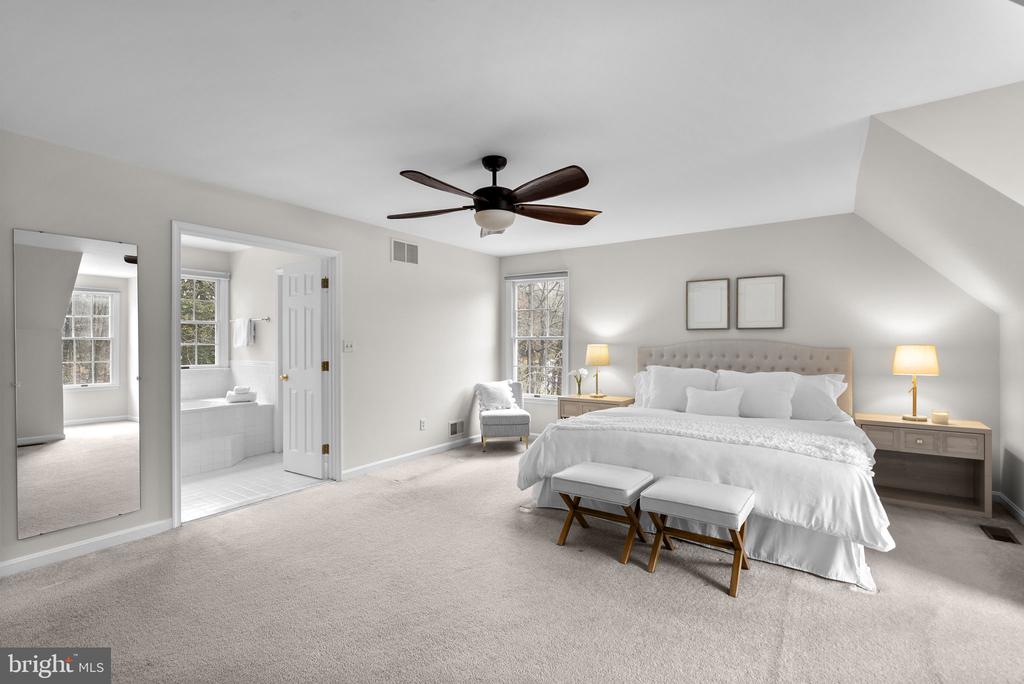 516 KANSALA DRIVE