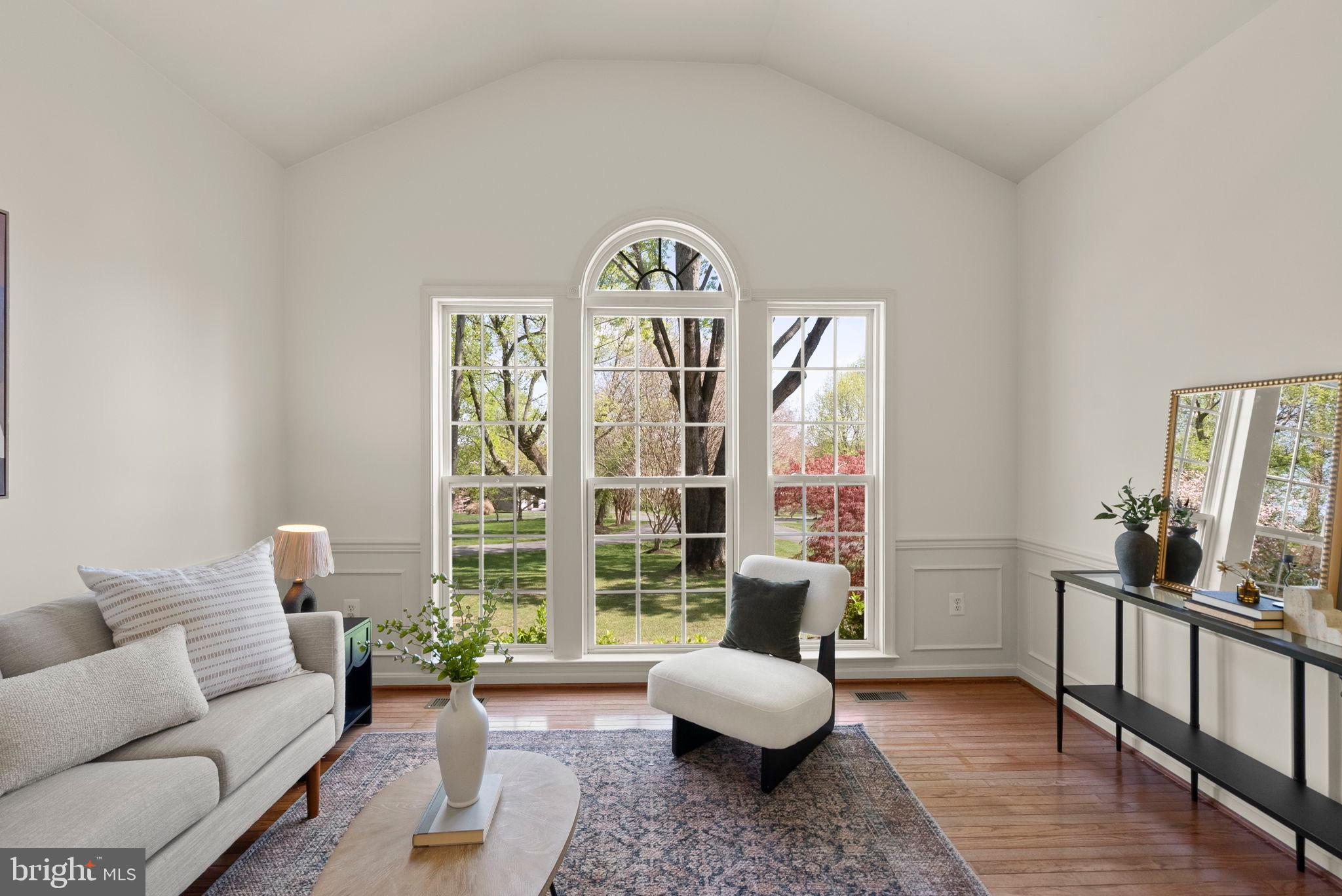 6015 TRACEYS LANDING ROAD