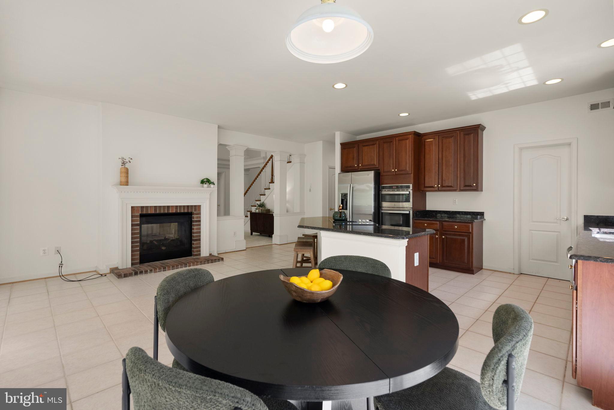 6015 TRACEYS LANDING ROAD