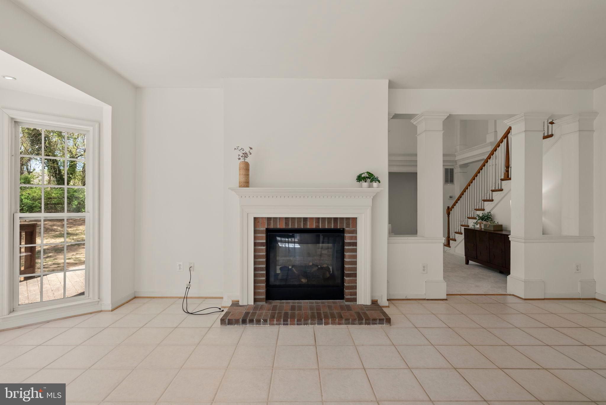 6015 TRACEYS LANDING ROAD