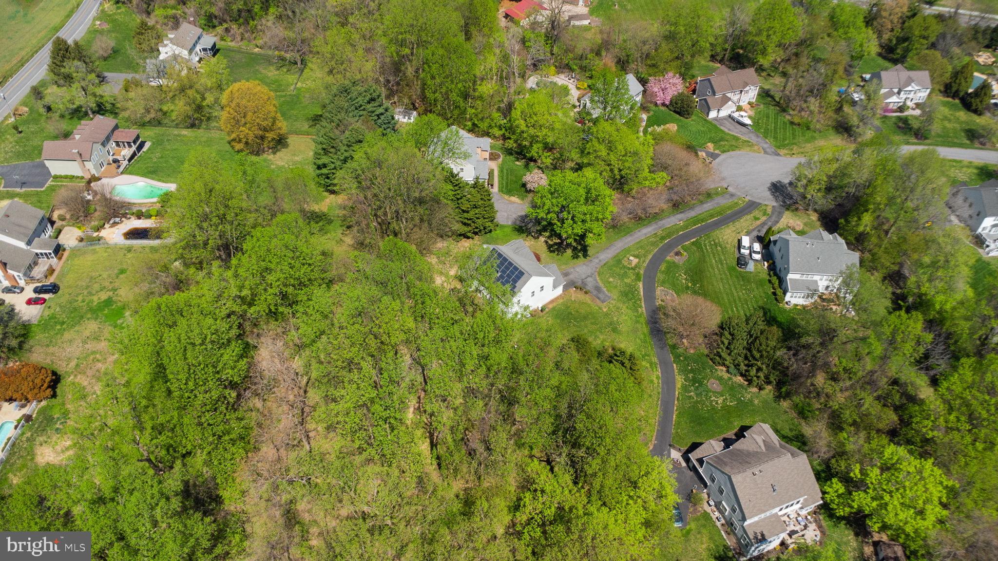 6015 TRACEYS LANDING ROAD