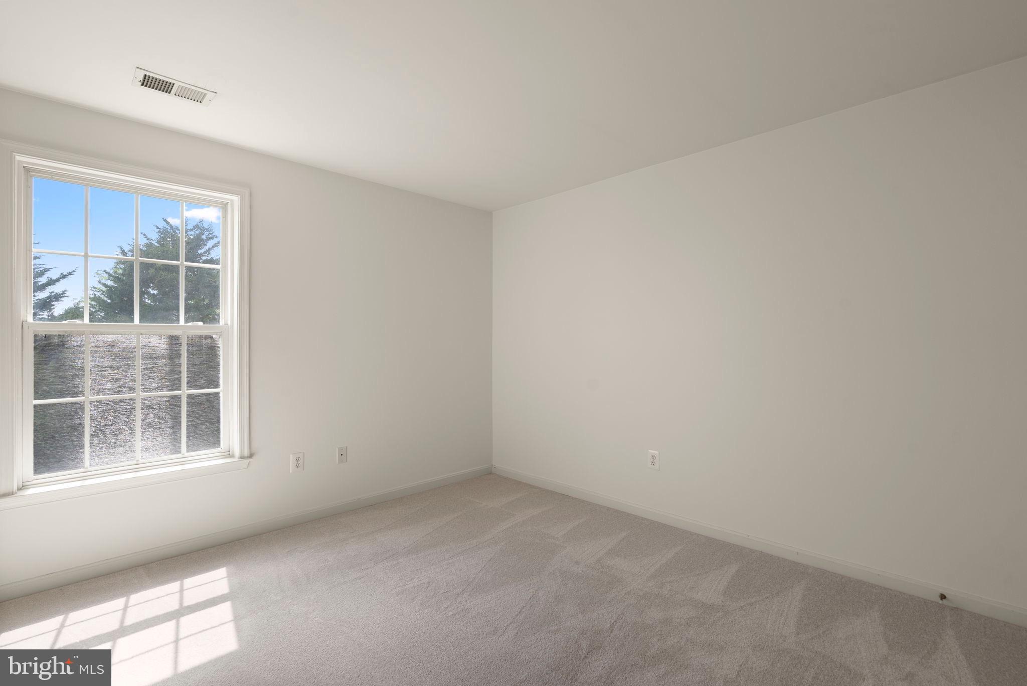 6015 TRACEYS LANDING ROAD