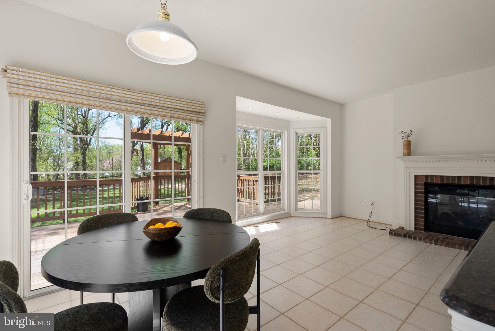 6015 TRACEYS LANDING ROAD