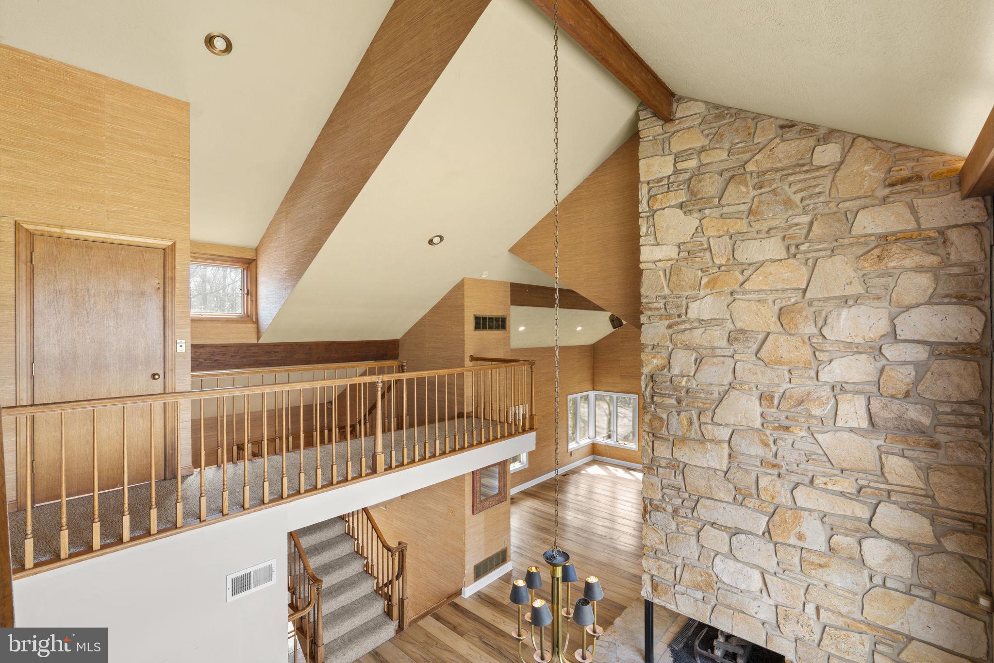 207 SAINT ANDREWS ROAD