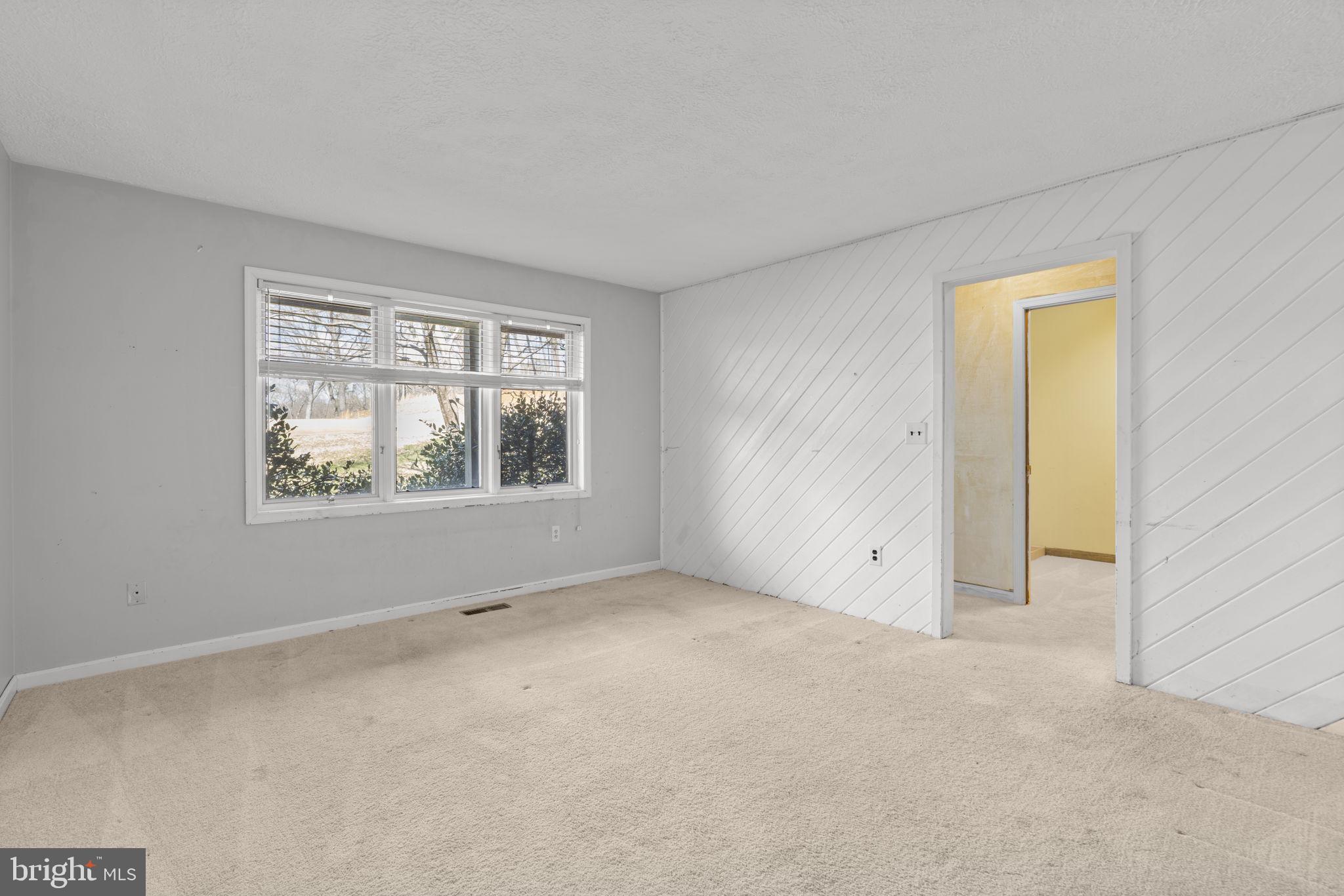 207 SAINT ANDREWS ROAD