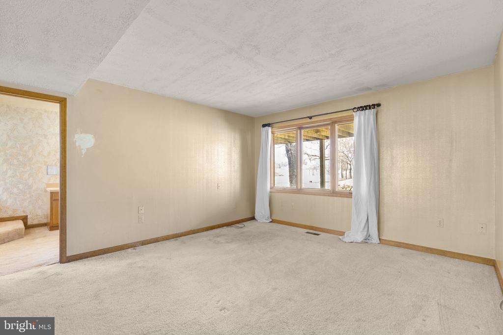 207 SAINT ANDREWS ROAD