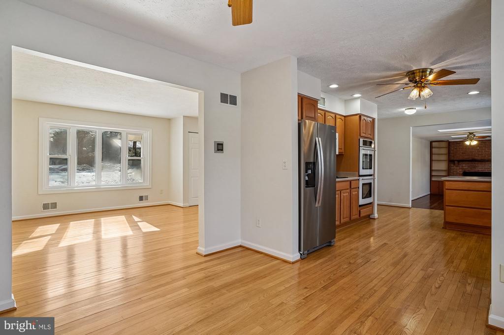 502 OLD PASTURE LANE