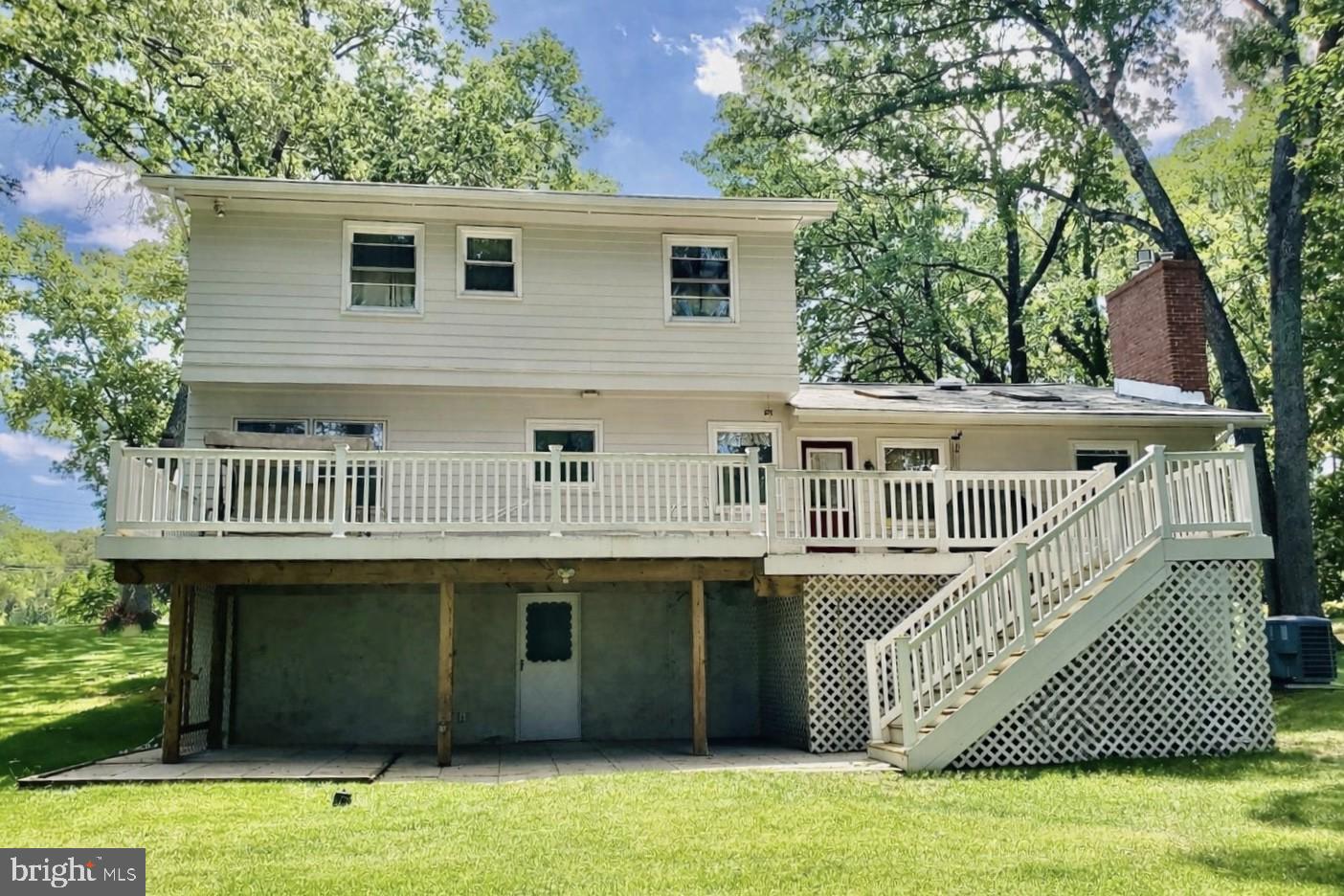 502 OLD PASTURE LANE