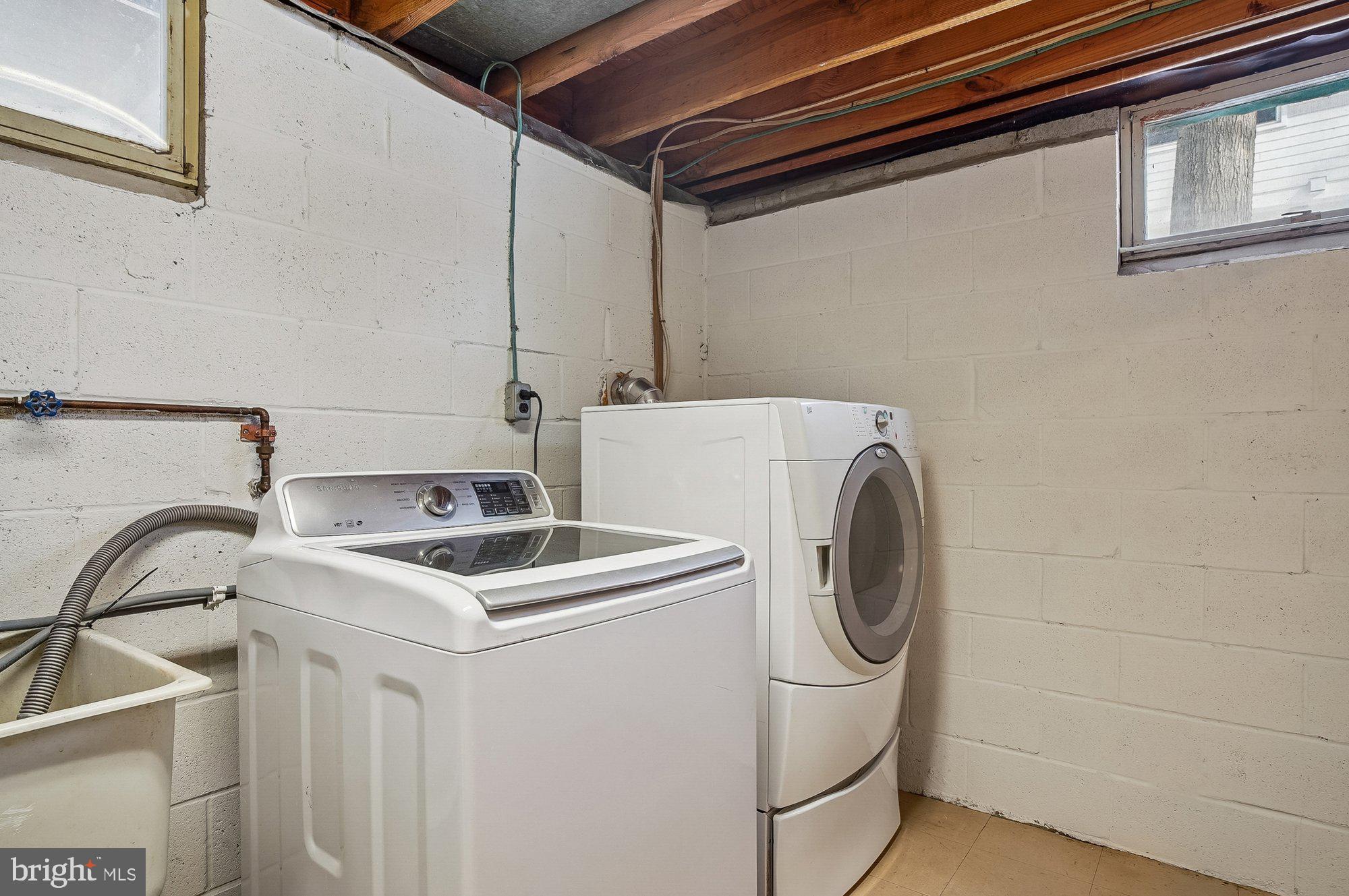 502 OLD PASTURE LANE