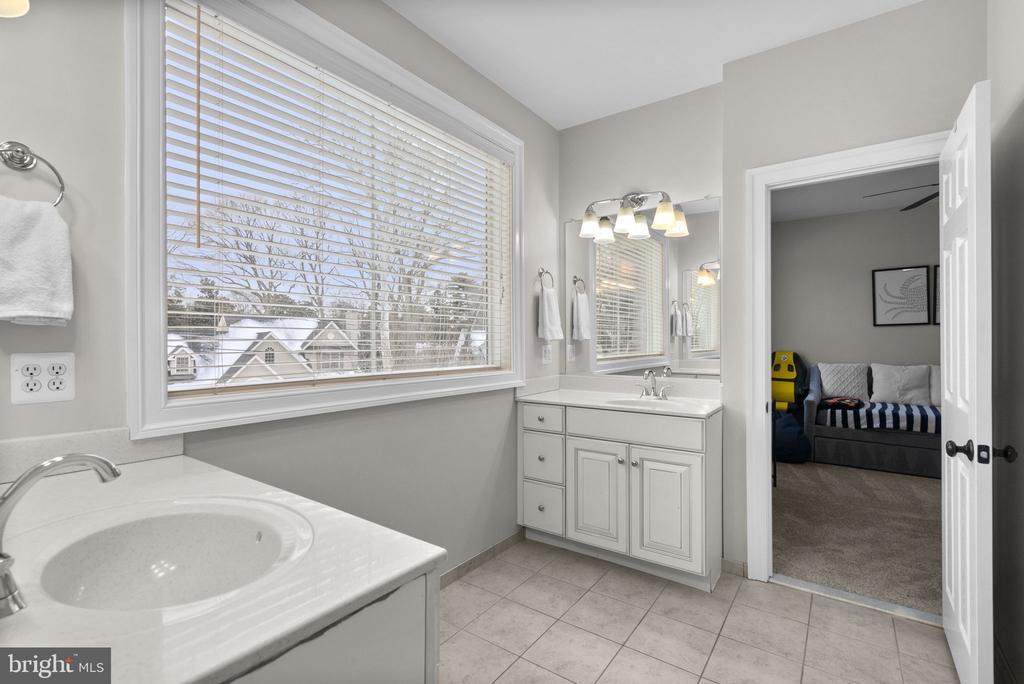 159 BOONE TRAIL