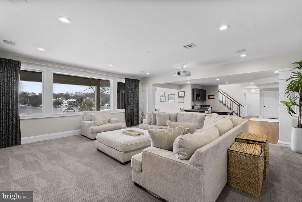 159 BOONE TRAIL