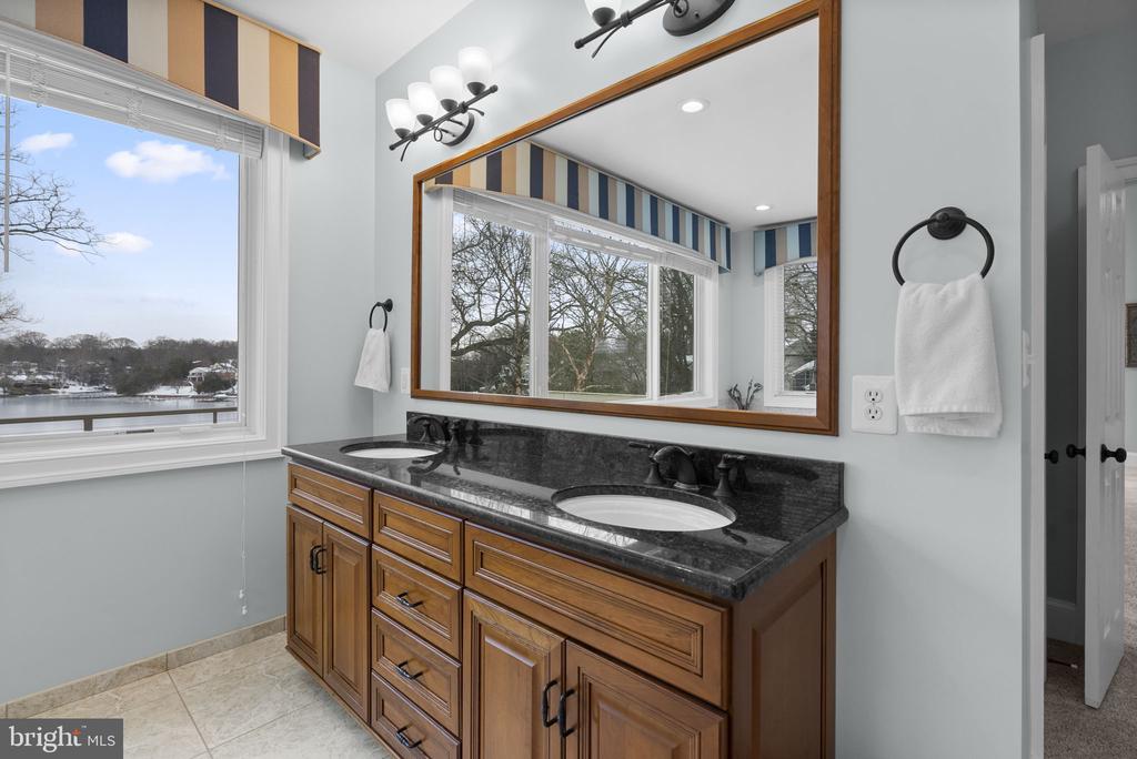 159 BOONE TRAIL