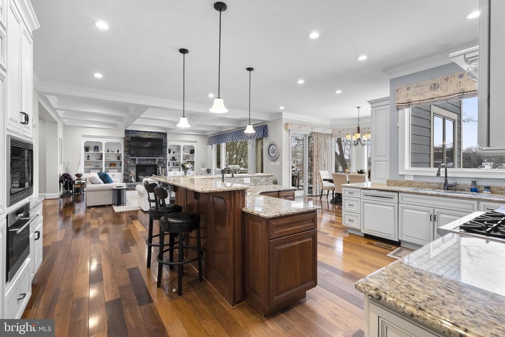 159 BOONE TRAIL