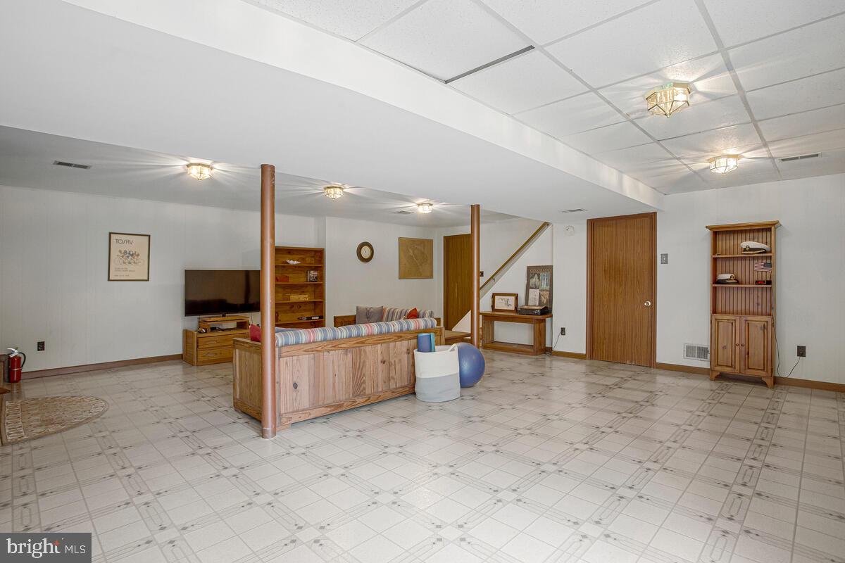 1230 BALFOUR DRIVE