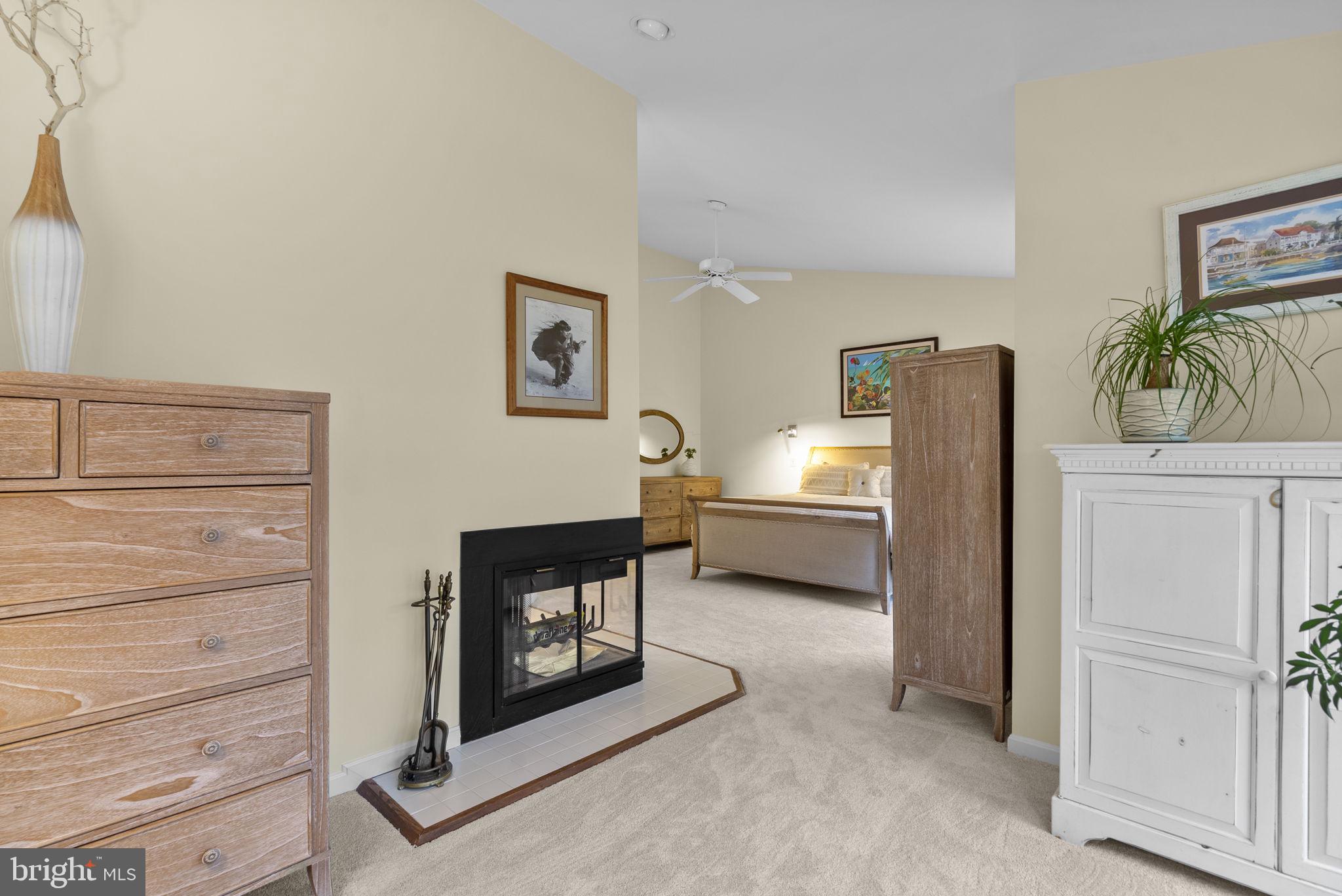 2733 GINGERVIEW LANE