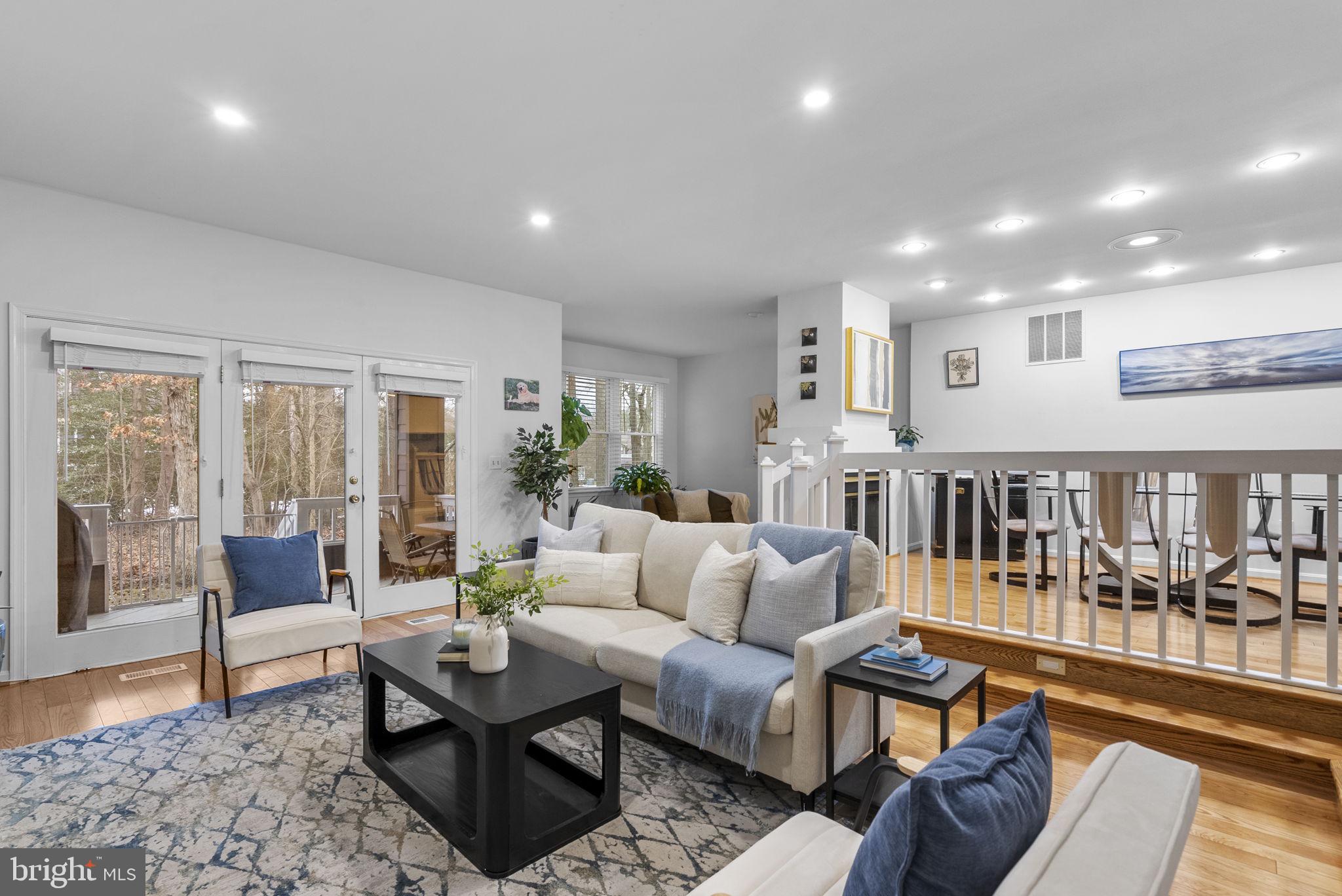 2733 GINGERVIEW LANE