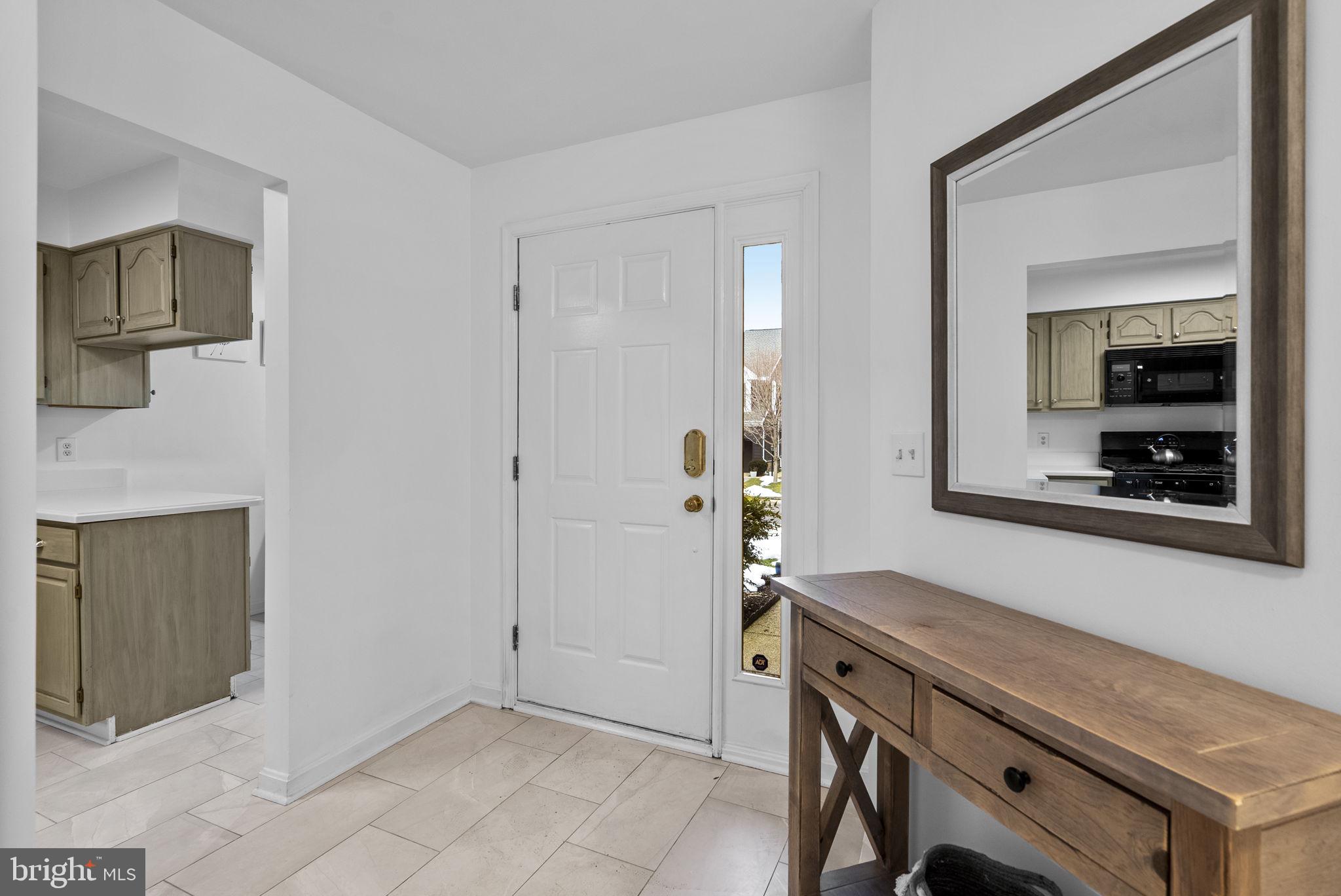 2733 GINGERVIEW LANE