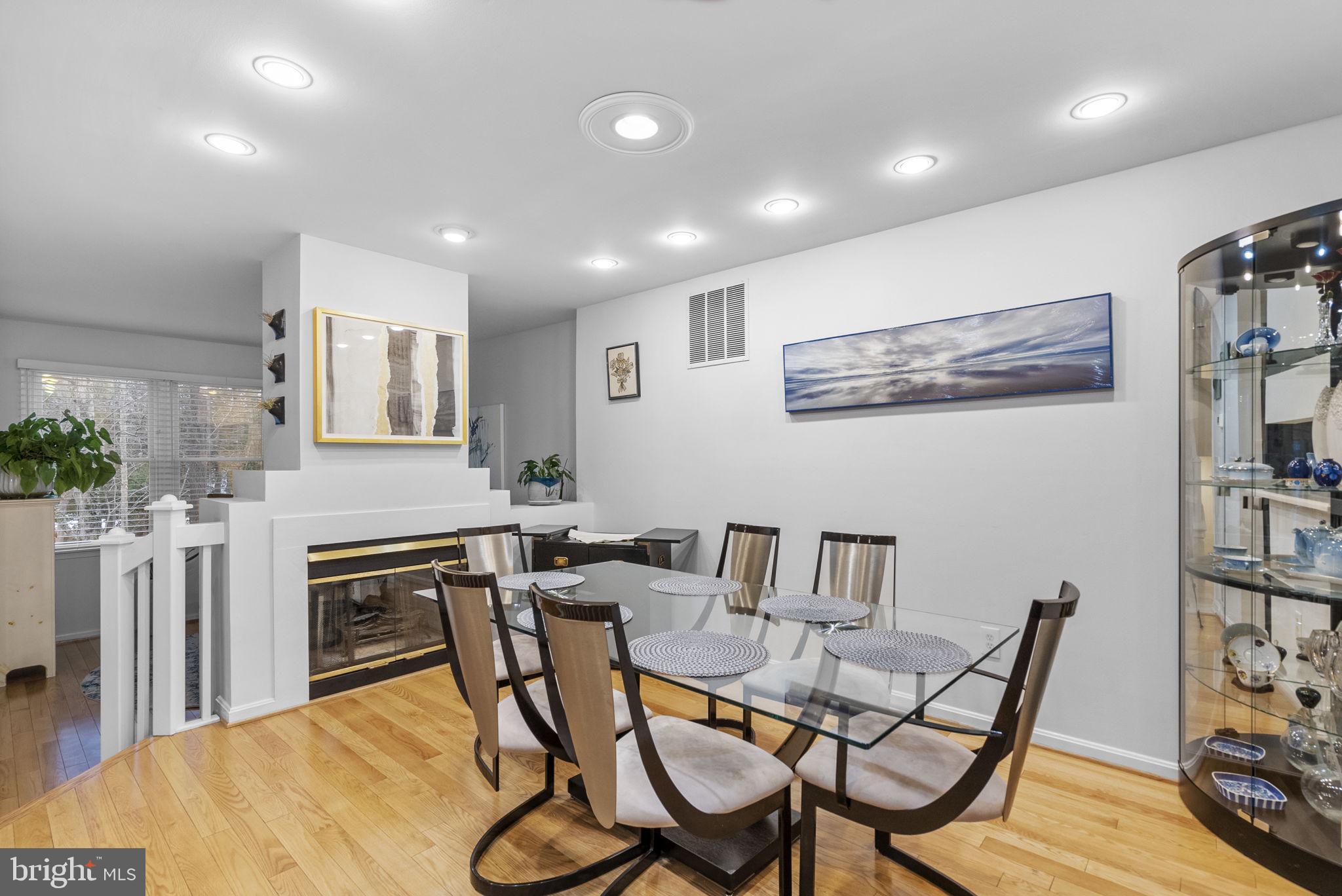 2733 GINGERVIEW LANE