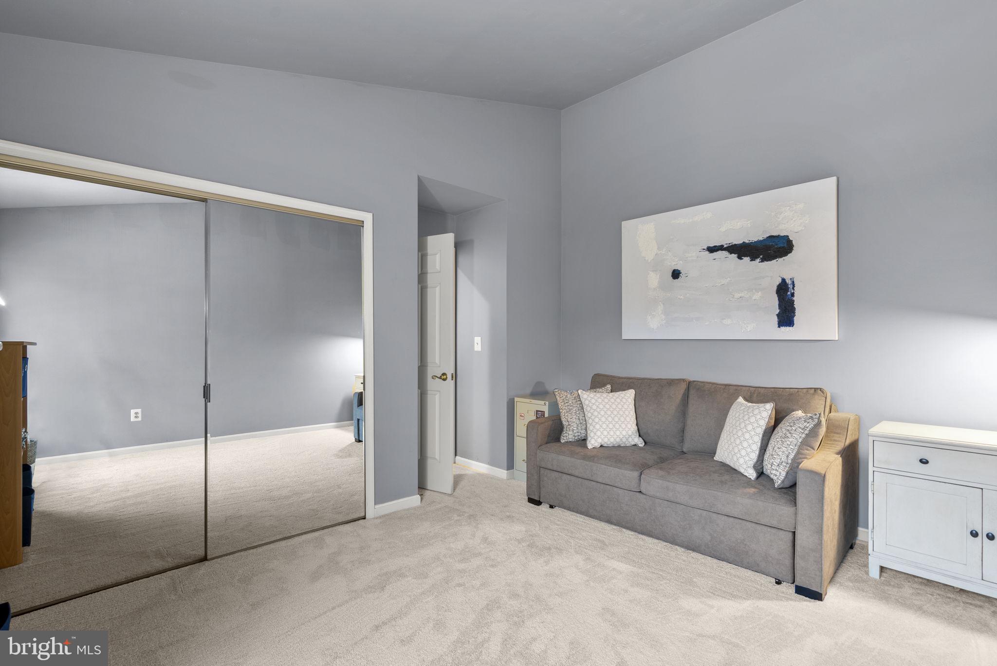 2733 GINGERVIEW LANE