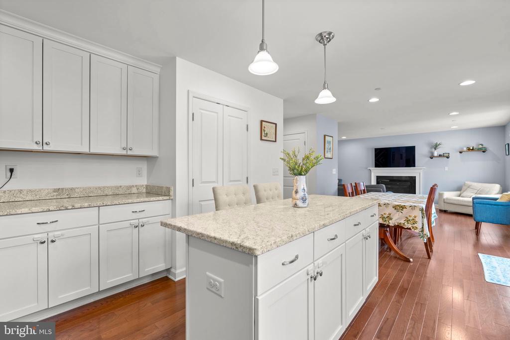 838 OAK TRAIL