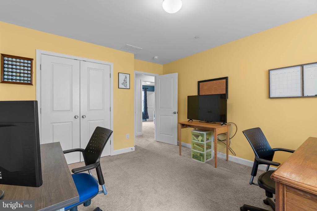 838 OAK TRAIL