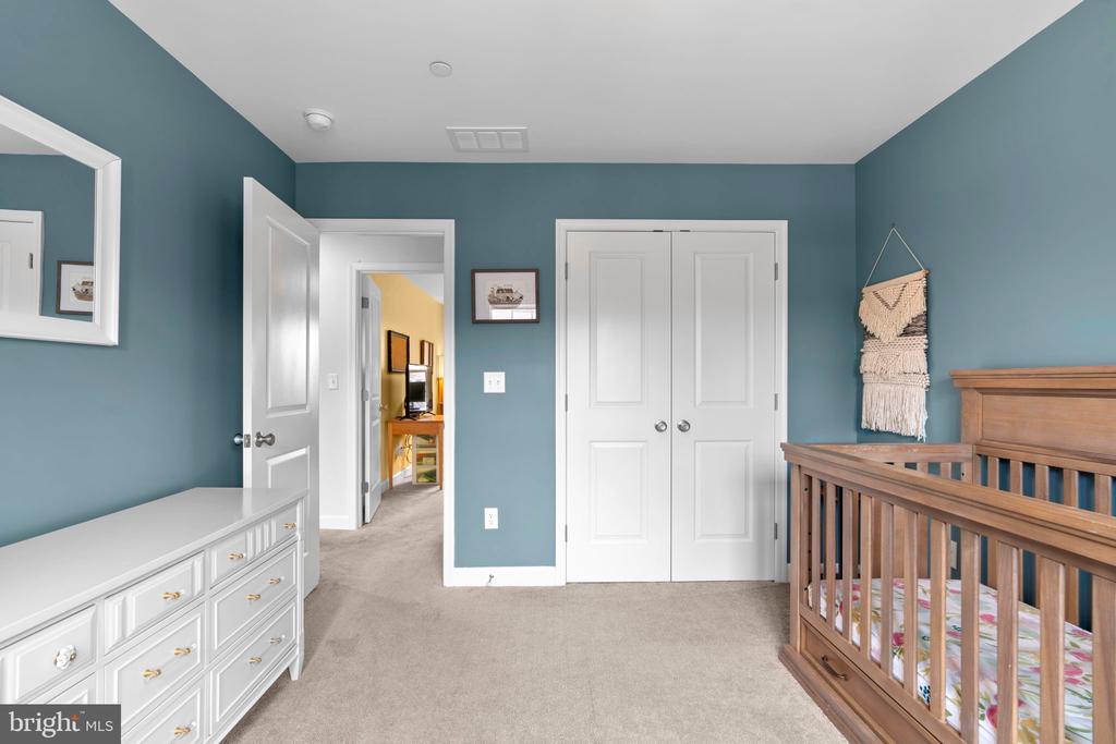 838 OAK TRAIL