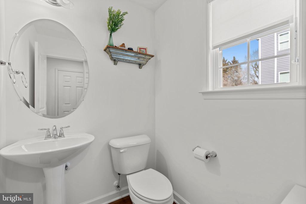 838 OAK TRAIL