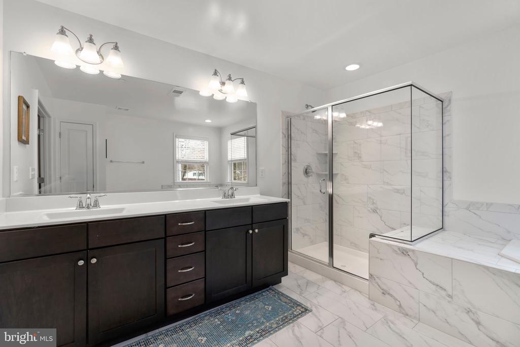 838 OAK TRAIL