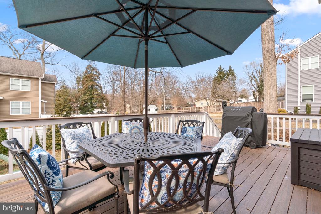 838 OAK TRAIL