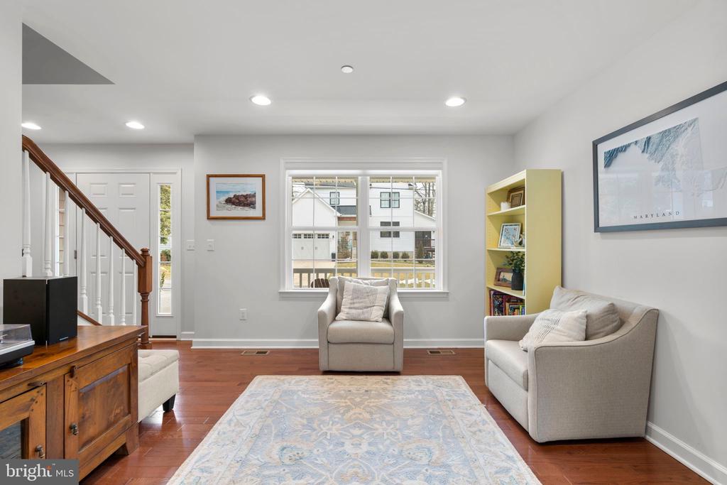 838 OAK TRAIL