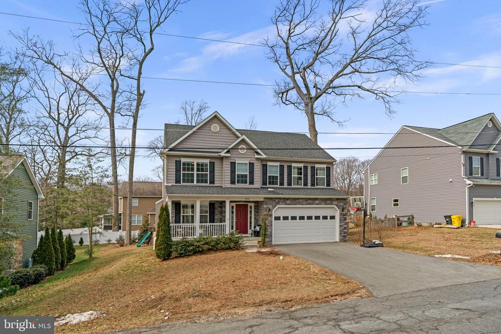 838 OAK TRAIL