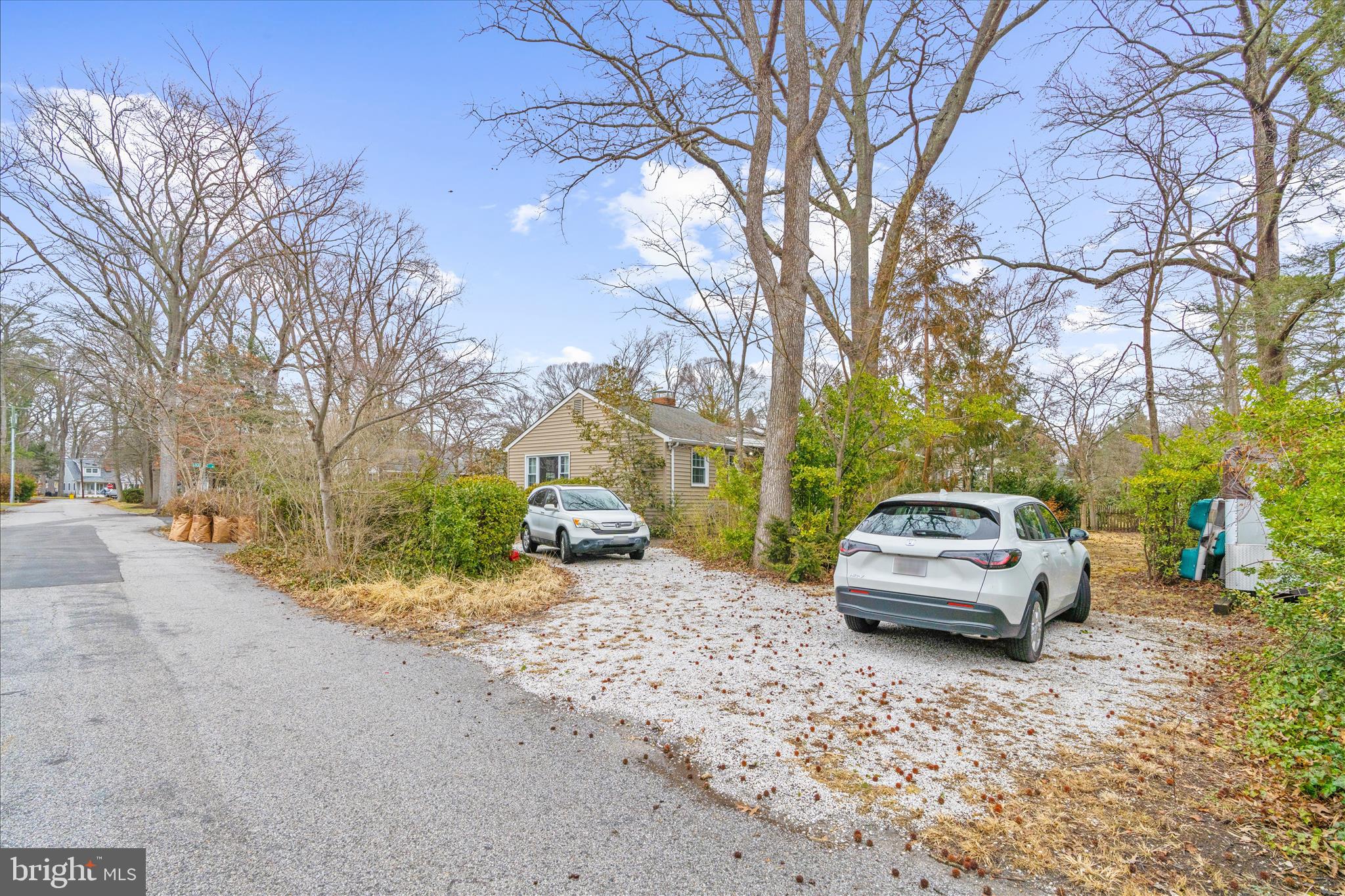 115 LOCKLEVEN DRIVE